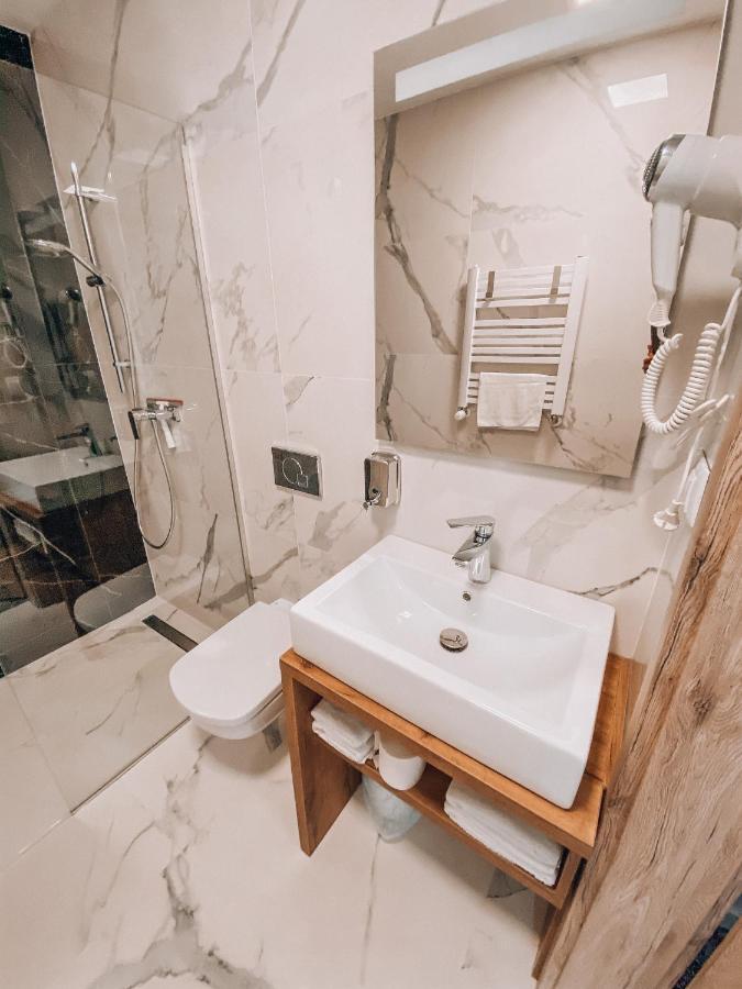 La Park Aparthotel Kudowa-Zdrój Exteriör bild