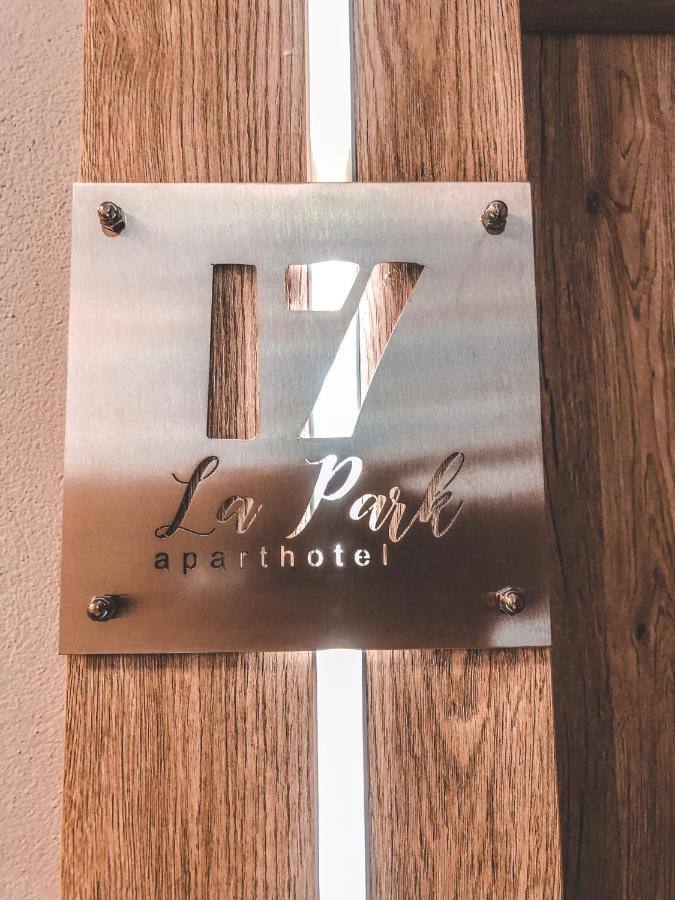 La Park Aparthotel Kudowa-Zdrój Exteriör bild